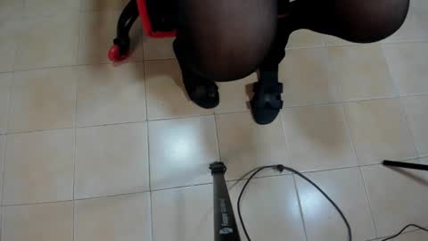 honeyht online show from April 2026 12:46:01 PM