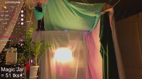 Molly  online show from September 2025 04:44:02 PM