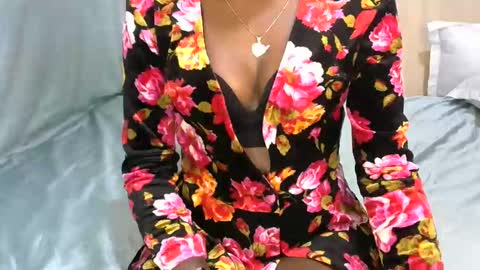 Becky online show from October 2025 05:08:02 AM