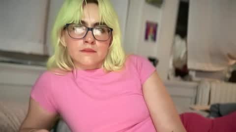 Emi Rose online show from November 2025 10:42:02 PM