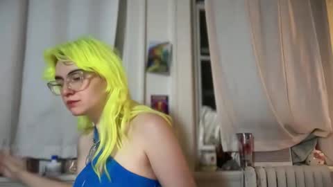 Emi Rose online show from December 2025 06:42:02 AM