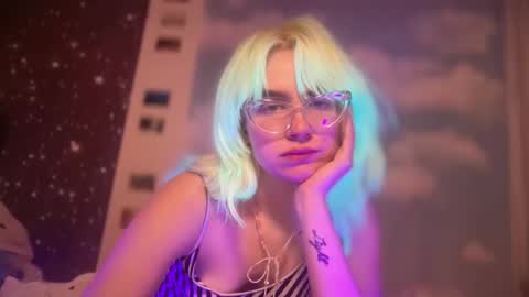 Emi Rose online show from January 2026 06:07:02 AM