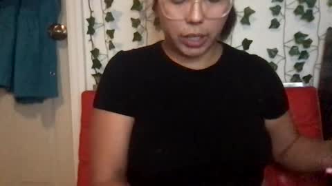 honeyyy89 online show from September 2025 10:42:02 PM