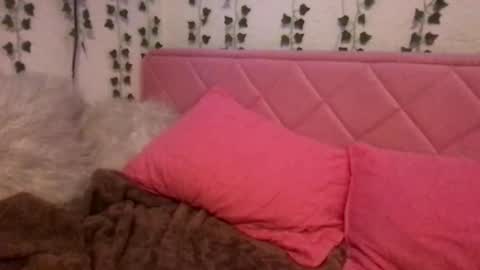 honeyyy89 online show from March 2026 03:12:02 AM