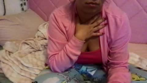 honeyyy89 online show from April 2026 02:38:02 AM