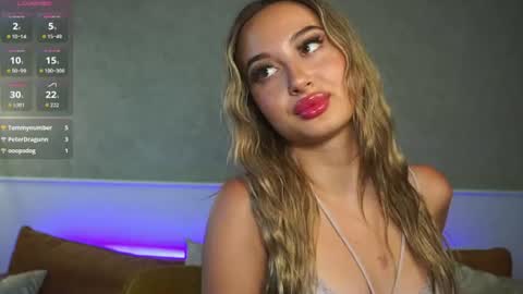 Lili online show from July 2026 04:00:01 PM