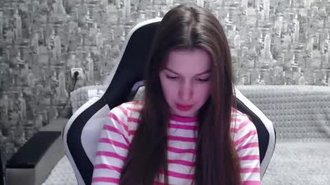 Nancy online show from December 2024 10:50:01 AM
