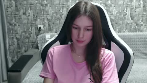 Nancy online show from December 2024 03:49:02 PM