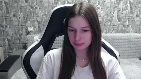 Nancy online show from January 2025 03:07:01 PM