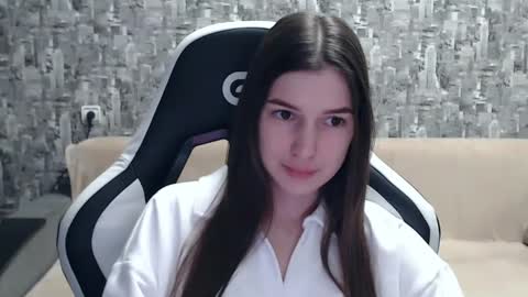 Nancy online show from January 2025 01:22:02 PM