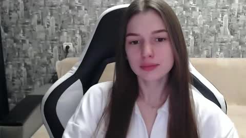 Nancy online show from January 2025 01:21:02 PM