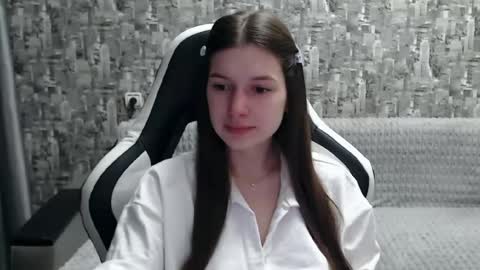 Nancy online show from February 2025 12:54:01 PM