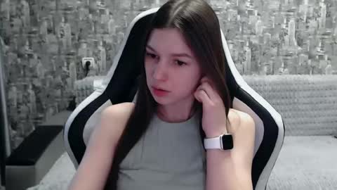 Nancy online show from February 2025 12:05:02 PM