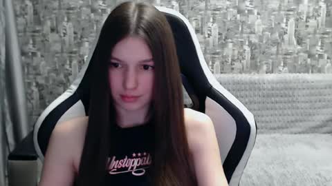 Nancy online show from February 2025 06:53:01 PM