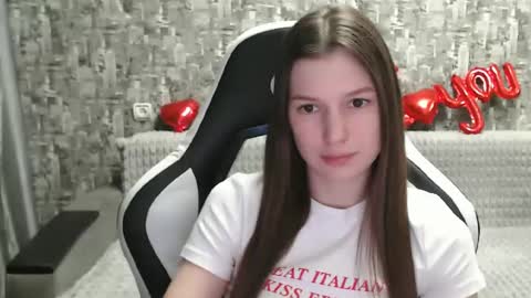 Nancy online show from March 2025 04:07:02 PM
