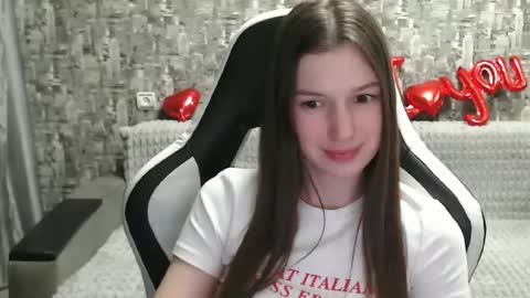 Nancy online show from March 2025 07:14:01 PM
