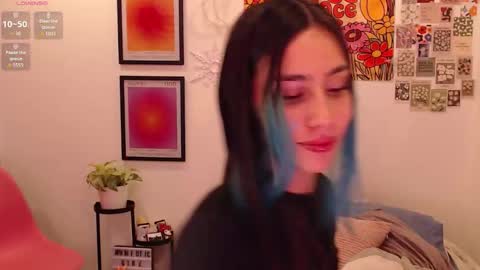 Snapshot of honeyypeaach chatting on November 2025 08:21:01 PM online show from November 2025 08:21:01 PM