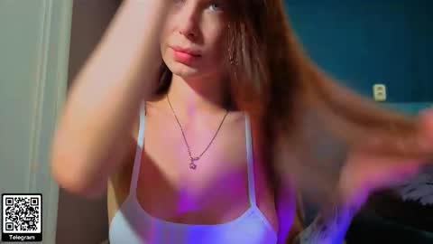 the perfectgirl online show from March 2026 06:25:02 PM