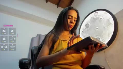 Snapshot of honnyy_23 chatting on September 2025 07:59:01 PM honnyy_23 online show from September 2025 07:59:01 PM