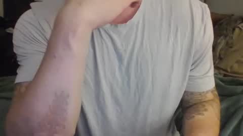 Snapshot of honorablyrespectedgent chatting on October 2025 04:04:01 AM Andrew online show from October 2025 04:04:01 AM