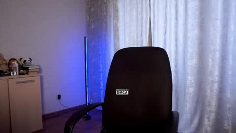 Karina online show from October 2025 03:01:02 AM