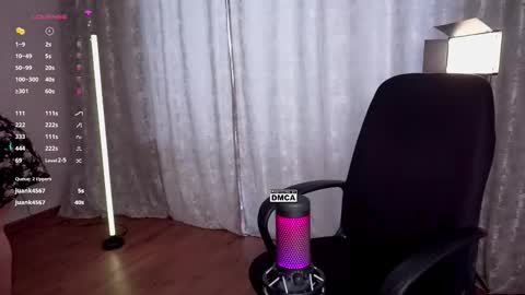 Snapshot of hoot_owl_cb chatting on February 2026 03:25:02 AM Karina online show from February 2026 03:25:02 AM