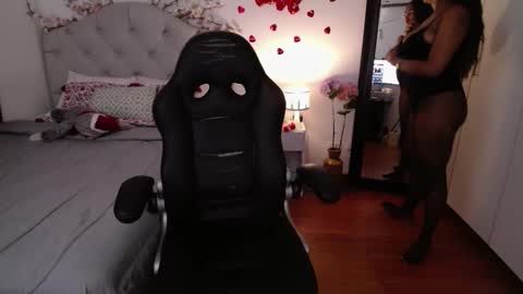 hope11x online show from February 2026 04:06:01 PM