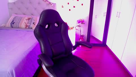 hope11x online show from April 2026 08:02:02 PM