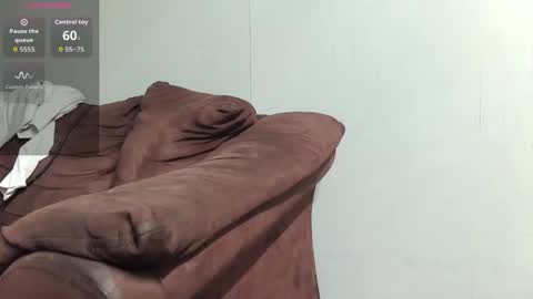 Nakedskinnybigd online show from April 2026 03:55:01 AM