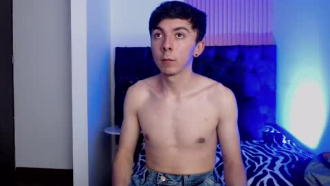 Hopper online show from November 2025 03:39:02 AM