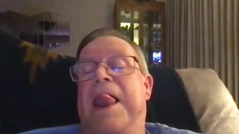 Snapshot of horndog69b chatting on November 2025 07:47:02 AM horndog online show from November 2025 07:47:02 AM