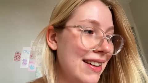 Audrey online show from October 2025 02:29:01 AM