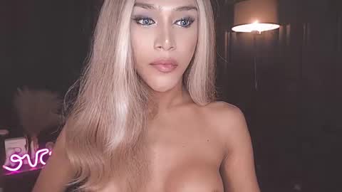 Snapshot of horny_ayahh chatting on February 2025 07:10:01 PM horny_ayahh online show from February 2025 07:10:01 PM