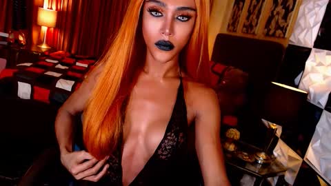 Snapshot of horny_ayahh chatting on October 2025 08:05:01 PM horny_ayahh online show from October 2025 08:05:01 PM