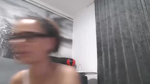 Snapshot of horny_dream2 chatting on September 2025 11:38:01 PM horny_dream2 online show from September 2025 11:38:01 PM