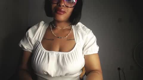 Snapshot of horny_ebonygirl_ chatting on May 2026 06:30:02 AM horny_ebonygirl_ online show from May 2026 06:30:02 AM