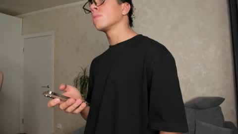 Extaz Athrey Howard online show from March 2026 01:17:02 PM