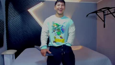 horny_nick18 online show from April 2026 01:34:01 PM