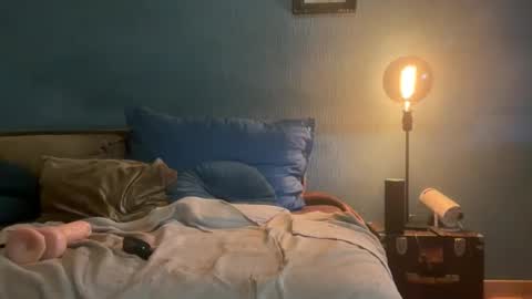 Snapshot of horny_swiss_piggy chatting on November 2025 11:38:02 AM horny_swiss_piggy online show from November 2025 11:38:02 AM