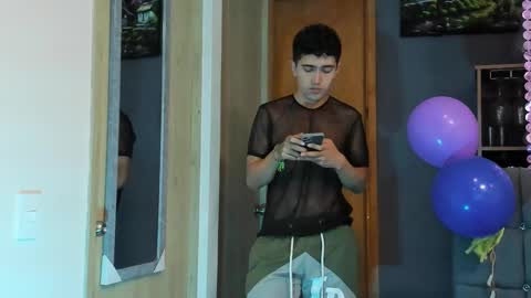 Alex and Camilo online show from February 2025 01:02:02 AM