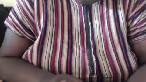Snapshot of hornybigtitts chatting on February 2025 08:59:02 AM monica zain online show from February 2025 08:59:02 AM