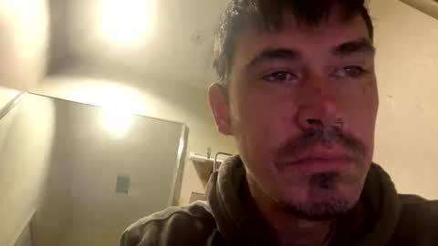 Justin 7 inches online show from May 2026 04:02:02 PM