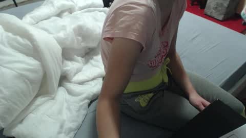 HornyCouple89 online show from October 2025 08:42:01 PM