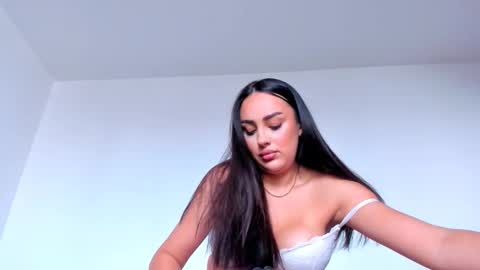 Snapshot of hornyemma_ chatting on September 2025 08:50:01 AM Emma online show from September 2025 08:50:01 AM