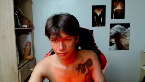 HornyEssel online show from April 2026 05:38:01 AM