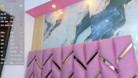 Valentina  online show from September 2025 12:31:02 PM