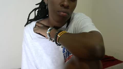 Snapshot of hornysouls01 chatting on March 2025 02:48:01 AM hornysouls01 online show from March 2025 02:48:01 AM