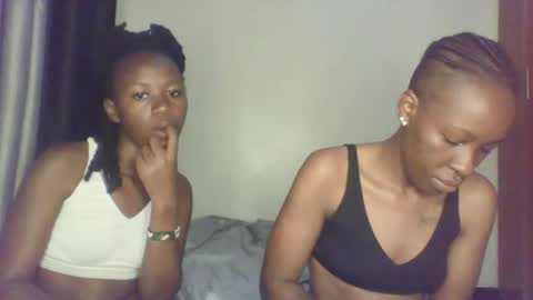 Snapshot of hornysouls01 chatting on September 2025 03:50:02 AM hornysouls01 online show from September 2025 03:50:02 AM