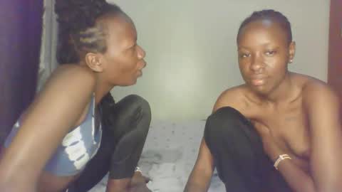 Snapshot of hornysouls01 chatting on September 2025 04:58:01 AM hornysouls01 online show from September 2025 04:58:01 AM