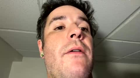 Snapshot of hornytony8 chatting on October 2025 05:59:02 AM HornyTony online show from October 2025 05:59:02 AM